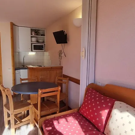 Divisible Au Pied Des Pistes, Balcon, 3/4 Personnes - Fr-1-181-2611 La Plagne